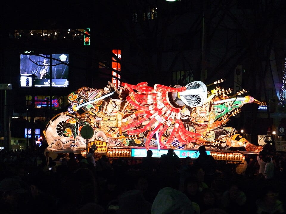 โคมไฟเนบุตะในเทศกาล Aomori Nebuta Festival